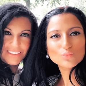 Meet your Posher, Sandy